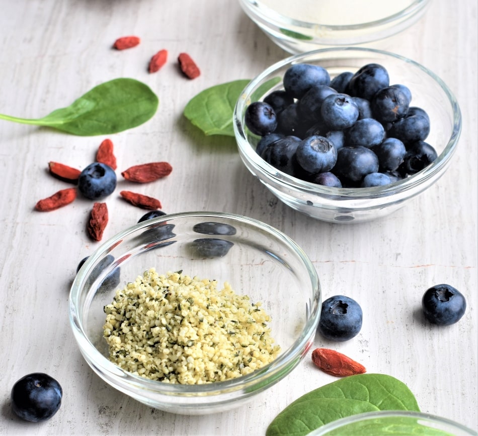 brain-boosting hemp seeds and blueberries
