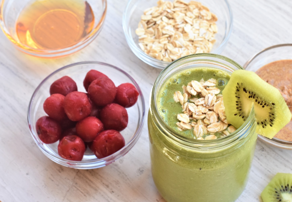 How to make the ultimate super sleep smoothie